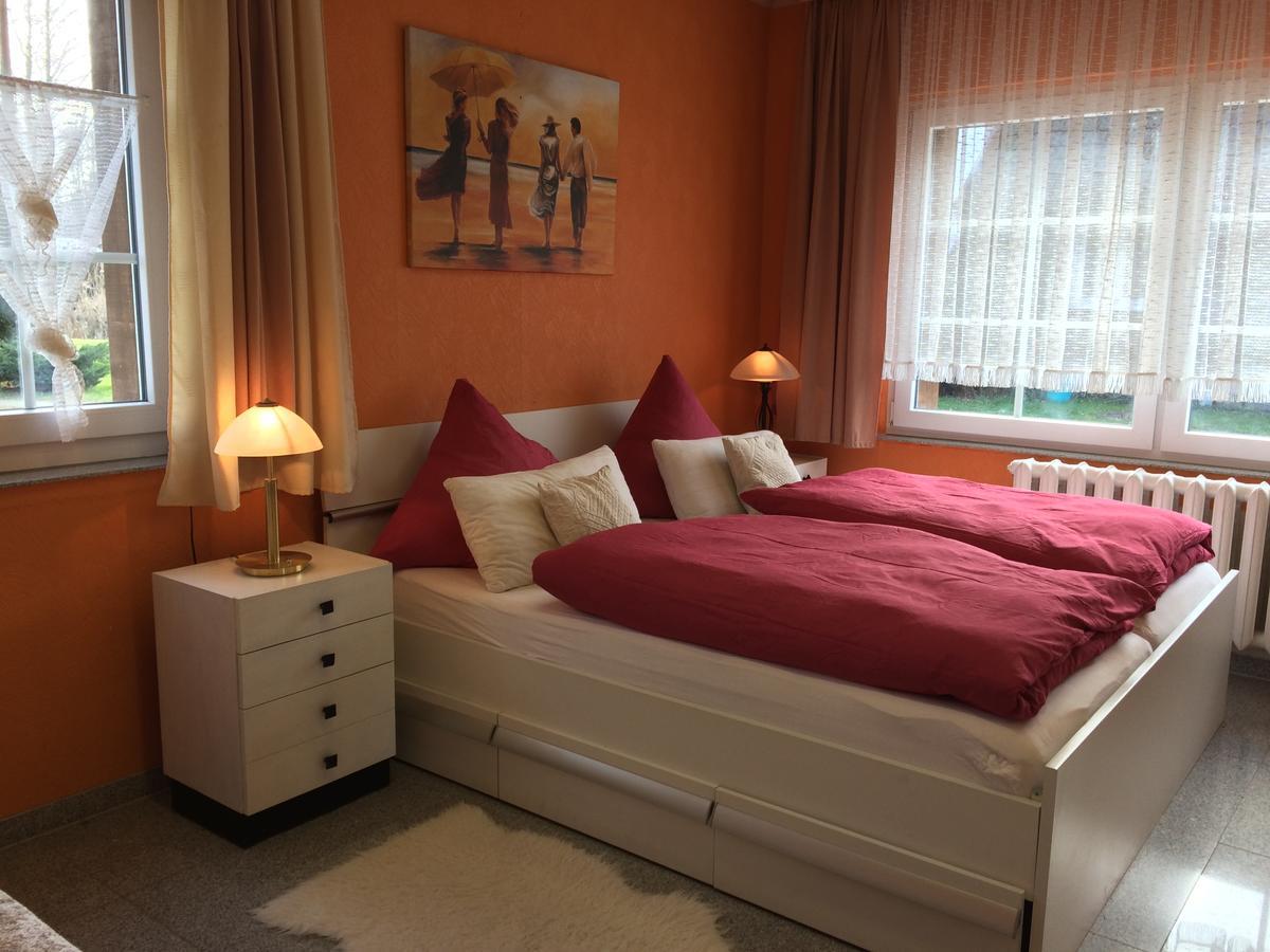בורג Ferienwohnung Rosi Stoppa מראה חיצוני תמונה